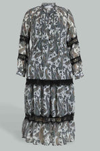 تنزيل الصورة على معرض الصور، Redtag-Paisley-Print-Lace-Insert-Maxi-Dress-Dresses-Women&#39;s-
