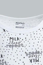 Load image into Gallery viewer, Redtag-White-And-Black-Mono-Chrome-5-Piece-Pack-Body-Suit-Bodysuits-Baby-0 to 12 Months
