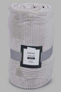 Redtag-Grey-Circle-Textured-Ultra-Soft-Blanket-(Double-Size)-Category:Blankets,-Colour:Grey,-Filter:Home-Bedroom,-HMW-BED-Blankets,-New-In,-New-In-HMW-BED,-Non-Sale,-S22B,-Section:Homewares-Home-Bedroom-