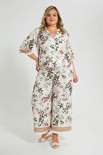 تنزيل الصورة على معرض الصور، Redtag-Floral-Print-Shirt-Colour:Assorted,-Filter:Plus-Size,-LDP-Tops,-New-In,-New-In-LDP,-Non-Sale,-S22B,-Section:Women-Women&#39;s-
