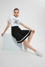 تنزيل الصورة على معرض الصور، Redtag-White--T-Shirt-With-Artwork-Cropped-Tops-Women&#39;s-
