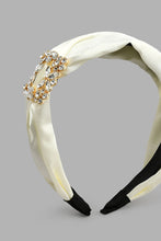 تنزيل الصورة على معرض الصور، Redtag-White-Embellished-Headband-Colour:White,-Filter:Women&#39;s-Accessories,-New-In,-New-In-Women-ACC,-Non-Sale,-S22A,-Women-Head-Bands-Women-
