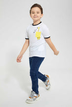 تنزيل الصورة على معرض الصور، Redtag-White-Giraffe-Pocket-T-Shirt-Graphic-T-Shirts-Boys-2 to 8 Years
