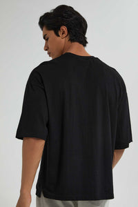Redtag-Black-Solid-T-Shirt-With-Scoop-Heim-Plain-Men's-