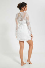 تنزيل الصورة على معرض الصور، Redtag-White-Lace-Robe-And-Chemise-Set-Robes-Women&#39;s-
