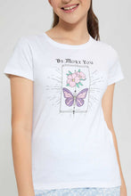 تنزيل الصورة على معرض الصور، Redtag-White-Basic-T-Shirt-Graphic-T-Shirts-Senior-Girls-9 to 14 Years
