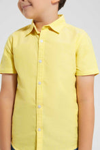 تنزيل الصورة على معرض الصور، Redtag-Yellow-Oxford-Short-Sleeve-Short-Sleeve-Casual-Shirts-Boys-2 to 8 Years
