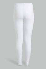 تنزيل الصورة على معرض الصور، Redtag-Assorted-Allover-Print-Skinny-Leggings-Jeggings-Women&#39;s-
