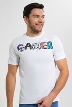 تنزيل الصورة على معرض الصور، Redtag-White-Graphic-T-Shirt-Graphic-T-Shirts-Men&#39;s-
