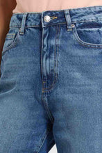 Load image into Gallery viewer, Redtag-Lt-Wash-Mom-Fit-Jeans-Jeans-Skinny-Fit-Women&#39;s-
