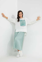 تنزيل الصورة على معرض الصور، Redtag-Green-Knee-Length-Skirt-Skirts--
