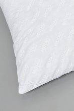 تنزيل الصورة على معرض الصور، White Plain Pillow - REDTAG
